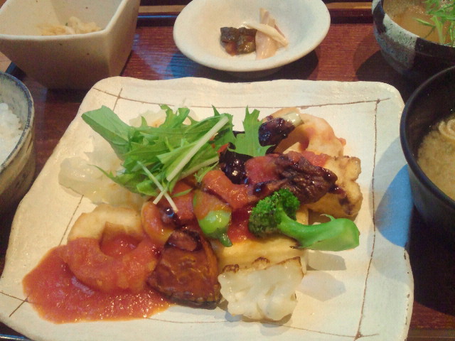 2013082312350000